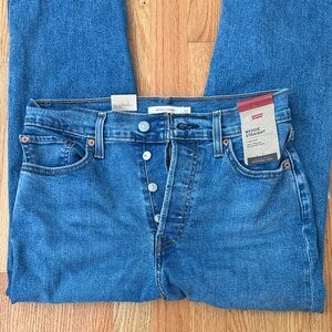 Levi’s Women’s Wedgie Straight High Rise NWT 30 x 28